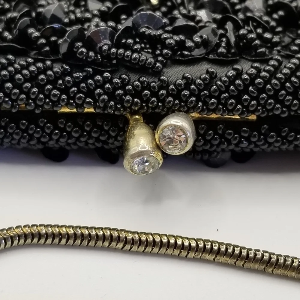 Heavily Beaded Handbag Clutch Black Rhinestone Kiss Lock Richere Bag Hong Kong